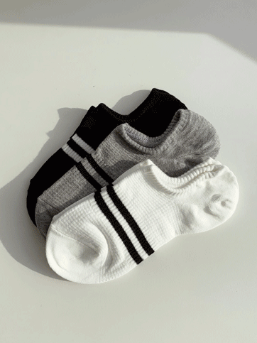 Stripe Accent Low-Cut Cotton Blend Socks
