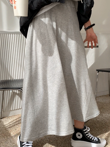 7560 Elasticated Fleece-Lined Skirt