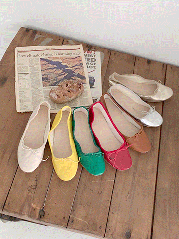 5869 Bow Piped Flats
