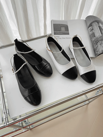 9793 Pearl Strap Round Toe Flats