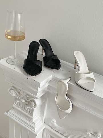 9847 Open Toe Mules