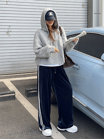 더델브 후드니트