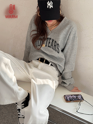 더페보 기모브이넥나염맨투맨