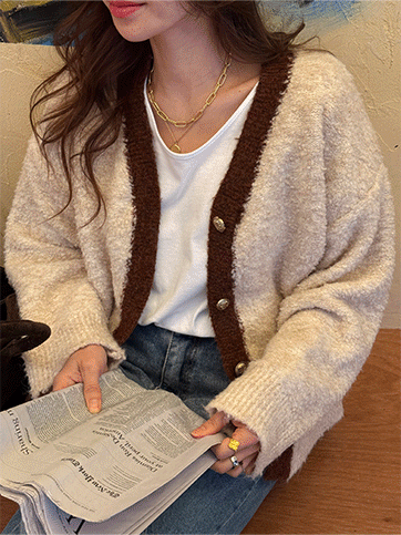 키아보 배색뽀글이니트가디건