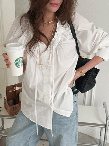 쿠텐브 프릴블라우스