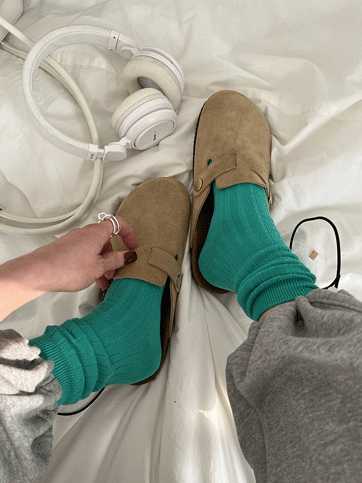 마호브 소가죽스웨이드버클뮬