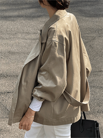 쿤비프 벨트하이넥자켓